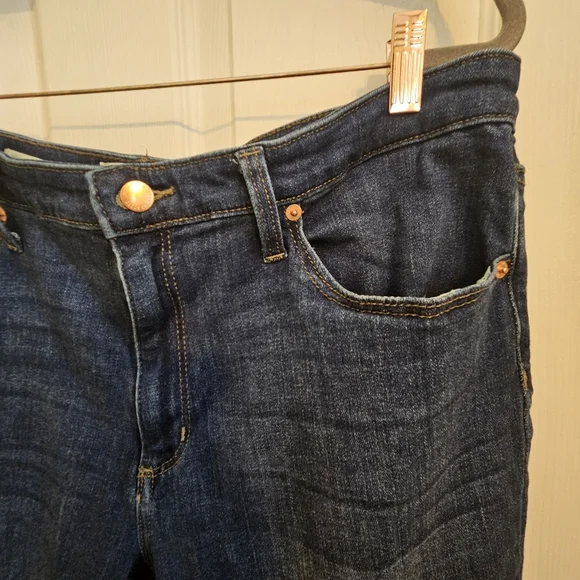 Universal Thread High Rise Slim Straight Jeans Size 18 Dark Denim Wash - Picture 4 of 12